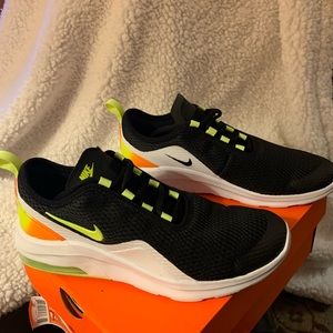New with box Nike Air Max